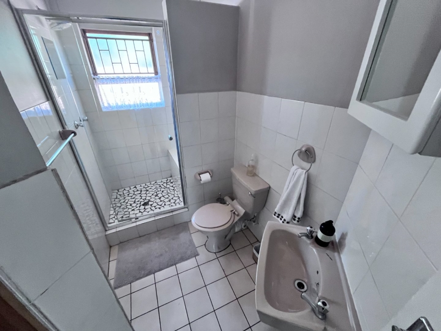 3 Bedroom Property for Sale in Langenhovenpark Free State